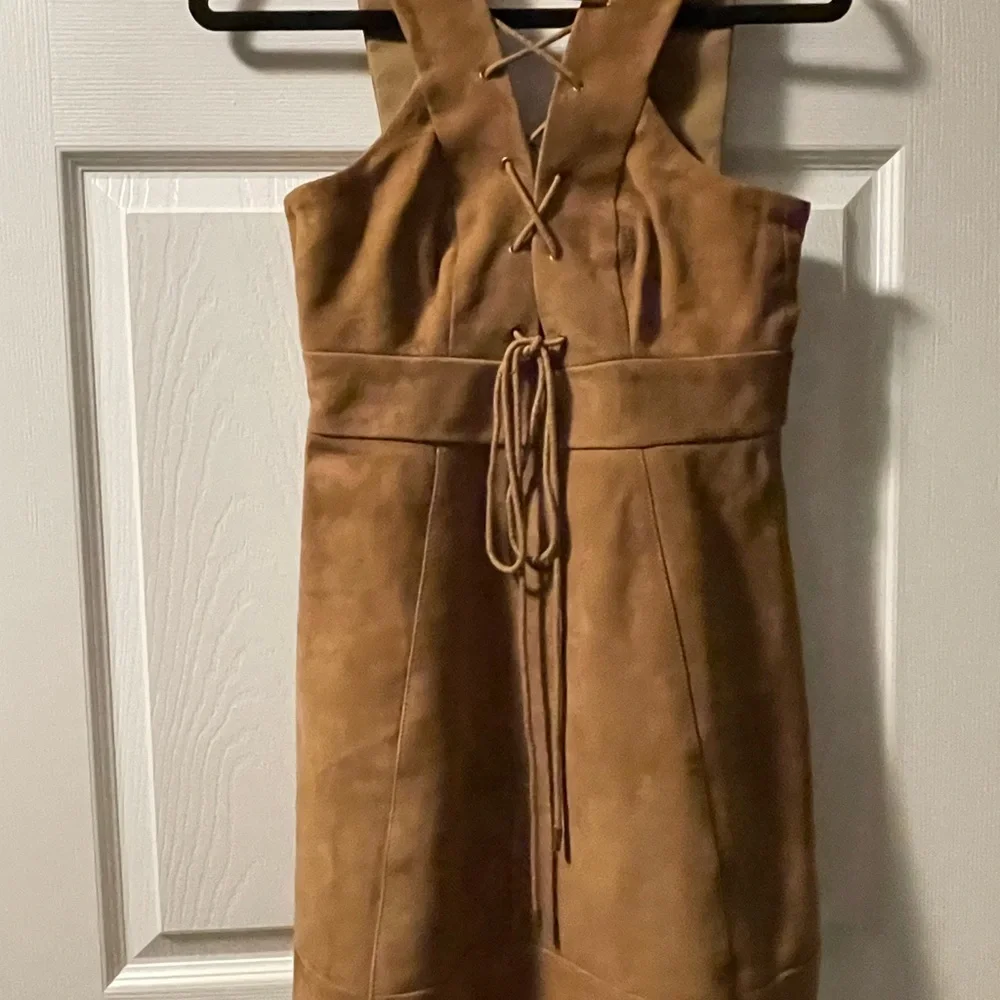 Dress - Picture 2 of 2